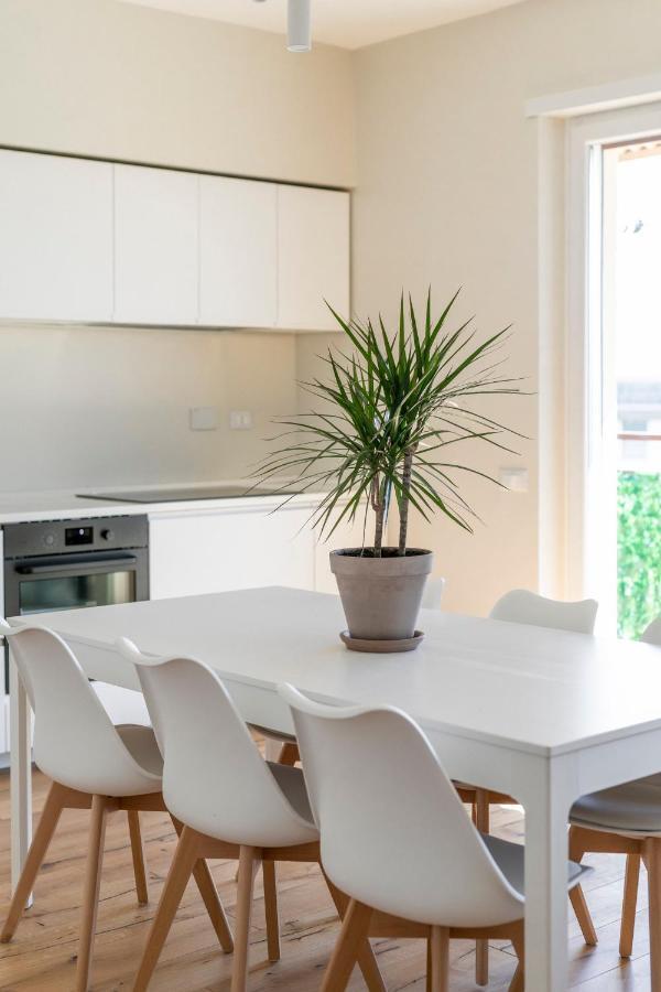 La Dolce Vita - Sunny Penthouse Trastevere Station 100Sqm ローマ エクステリア 写真