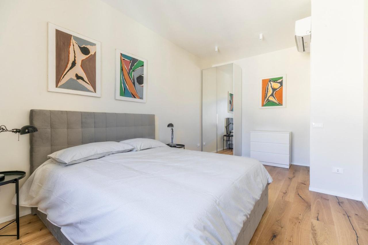 La Dolce Vita - Sunny Penthouse Trastevere Station 100Sqm ローマ エクステリア 写真